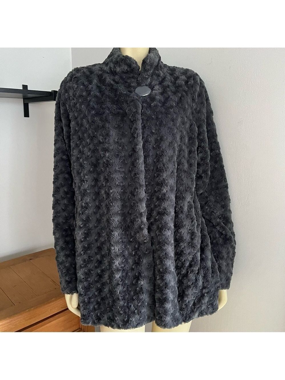 Dennis Basso Rosette Faux Fur Mid Length Grey Textured Cozy Coat Jacket S